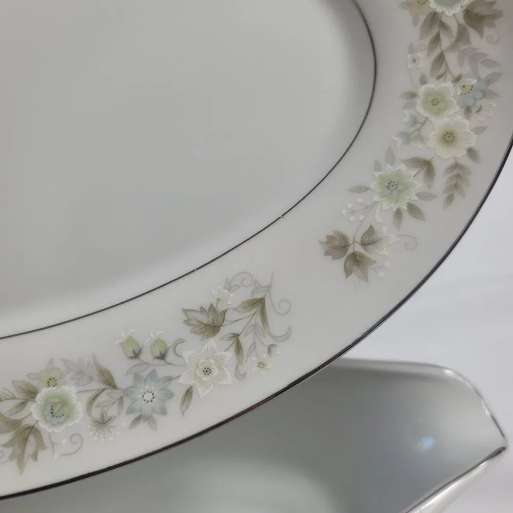 Imperial China Wild Flower Gravy Boat With Underplate Green Blue & White Flowers